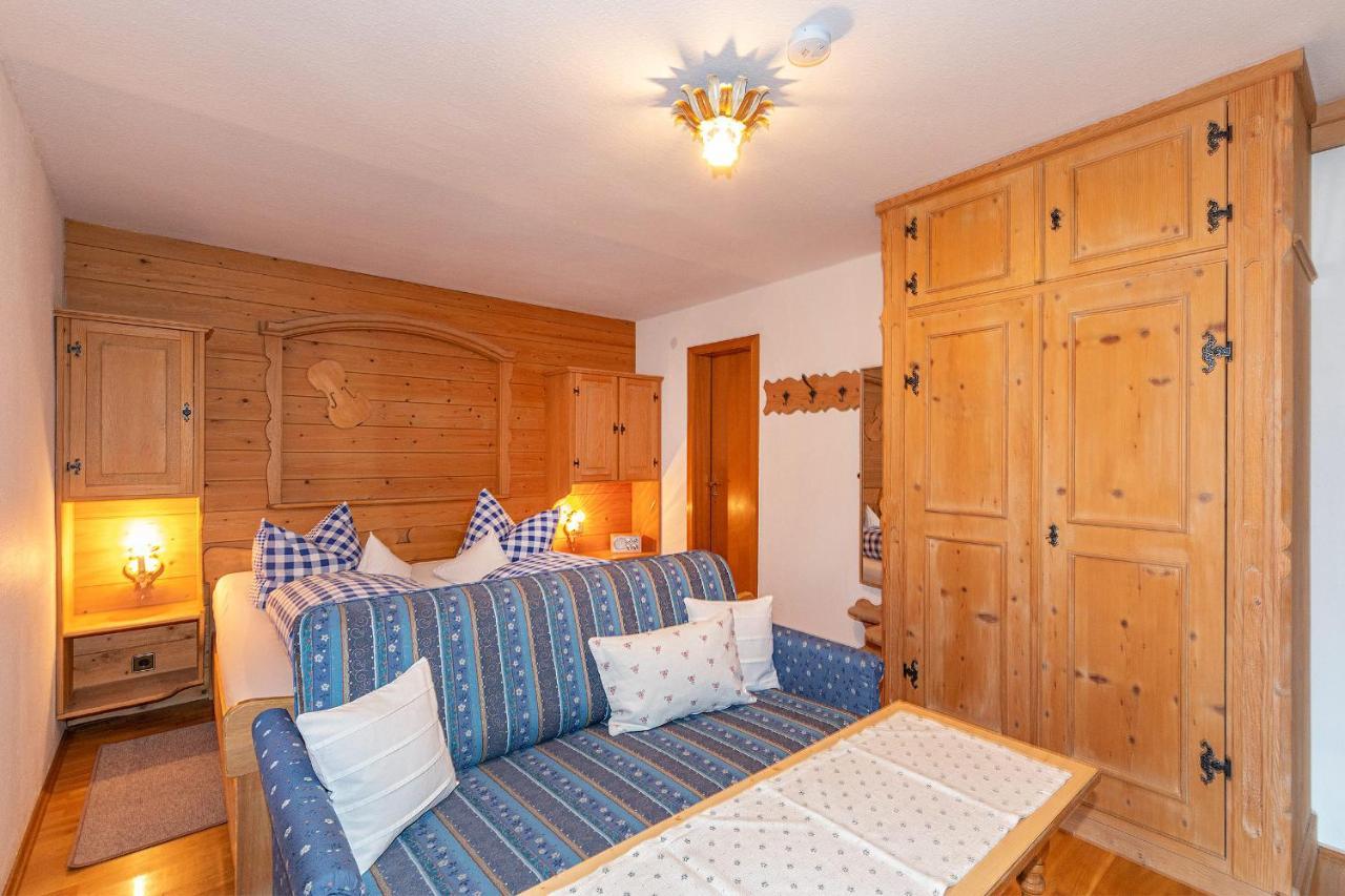 Beim Gschdoaga Apartment Mittenwald Exterior photo