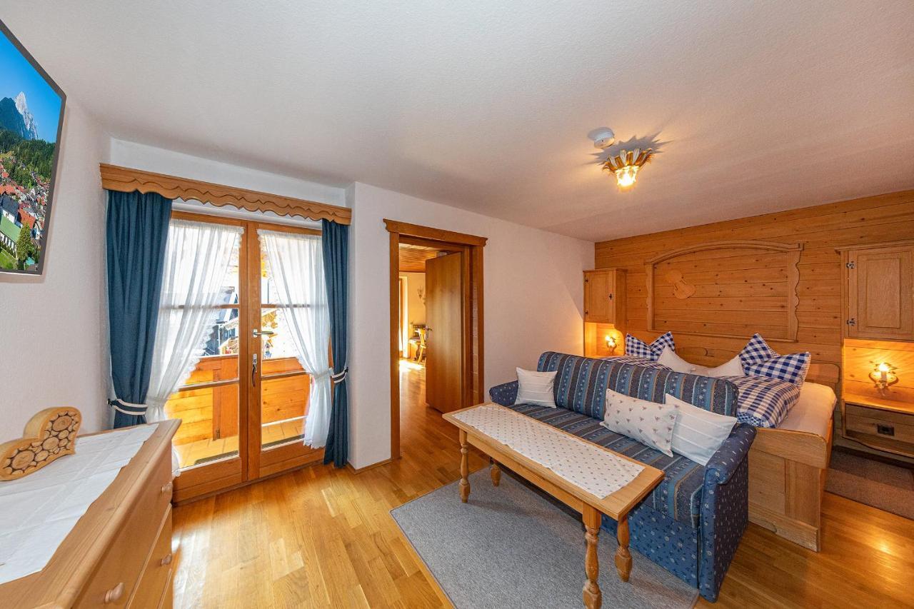 Beim Gschdoaga Apartment Mittenwald Exterior photo